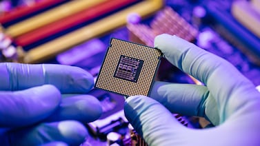 Países Bajos prohíbe la exportación a China de máquinas de fabricación de chips de última generación