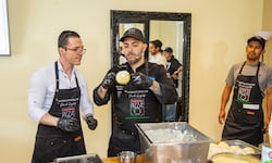 Capacitaciones para pizzeros ticos y la próxima apertura de un restaurante: así fue la segunda visita del campeón mundial de pizza napolitana a Costa Rica