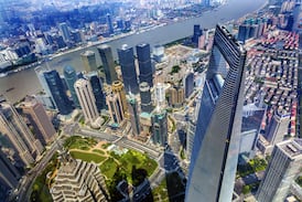 China ajusta su meta de crecimiento para 2026 al nivel más bajo en tres décadas