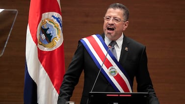 Cómo las instituciones del Estado persiguieron críticos y opositores durante la administración de Rodrigo Chaves
