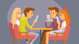 Consejo: Haga que sus compañeros dejen de ver los celulares en las reuniones