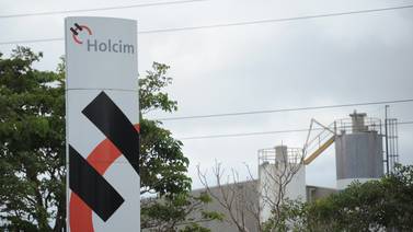 Coprocom autorizó a Holcim la adquisición del control parcial de Concretera Nacional