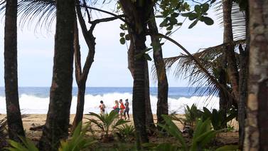 Repunte turístico previsto para el segundo semestre se complica por nueva ola de contagios en Costa Rica