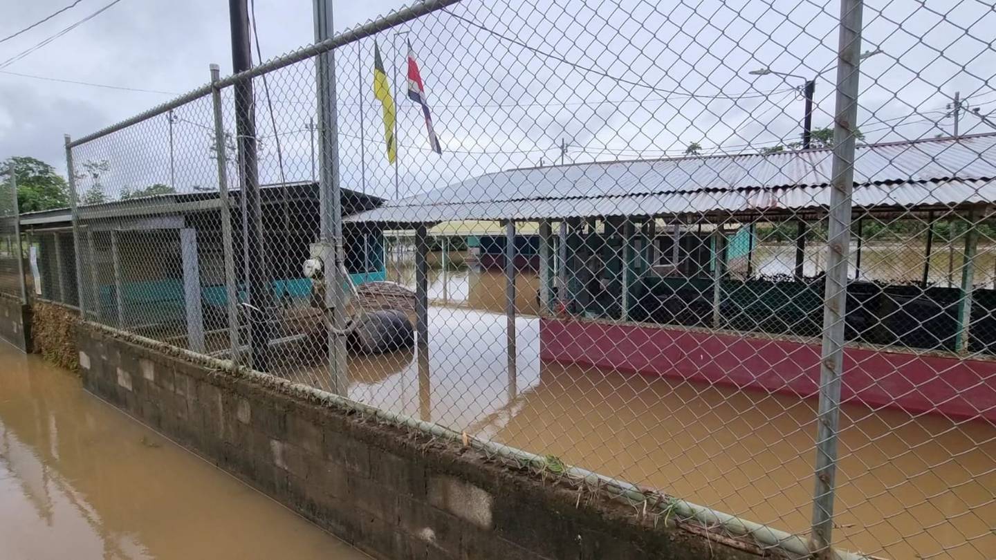 Inundaciones en Boca San Carlos, Cureña y Cureñita. Foto Edgar Chinchilla.