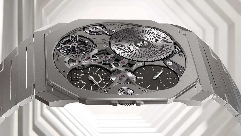 Este reloj e medio milímetro más delgado que su rival y antecesor, el RM UP-01 Ferrari de Richard Mille.